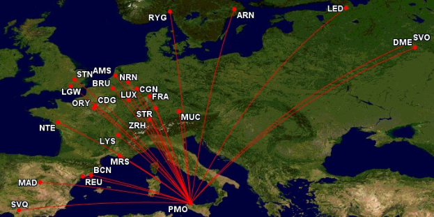 Europakarte mit roten Linien, die eine kreisförmige Flugroute von London zurück nach London nachzeichnen, begleitet von Text, der die Reise beschreibt.