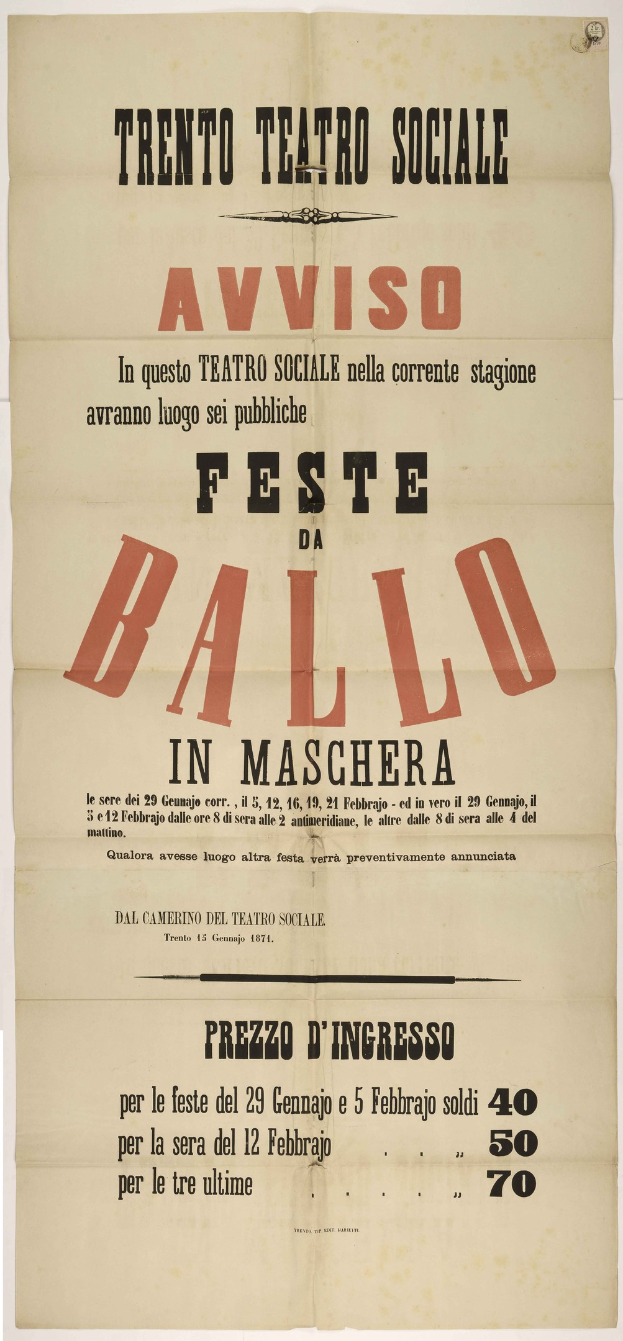 Alter Festivalplakat in Maschera, Italien, mit Textbeschreibung des Ereignisses