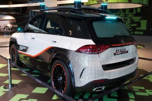 Mercedes-Benz Vans liefert 5.000 E-Transporter an Amazon